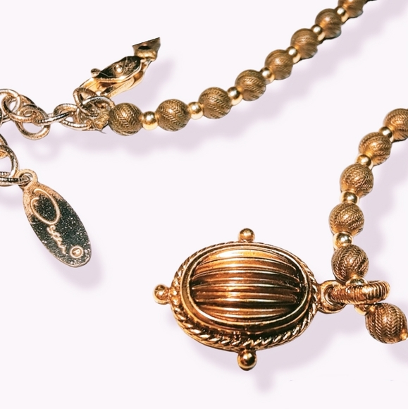 🎉HP🎉 Oscar de la Renta | Mystic Scarabée Necklace - Picture 2 of 4